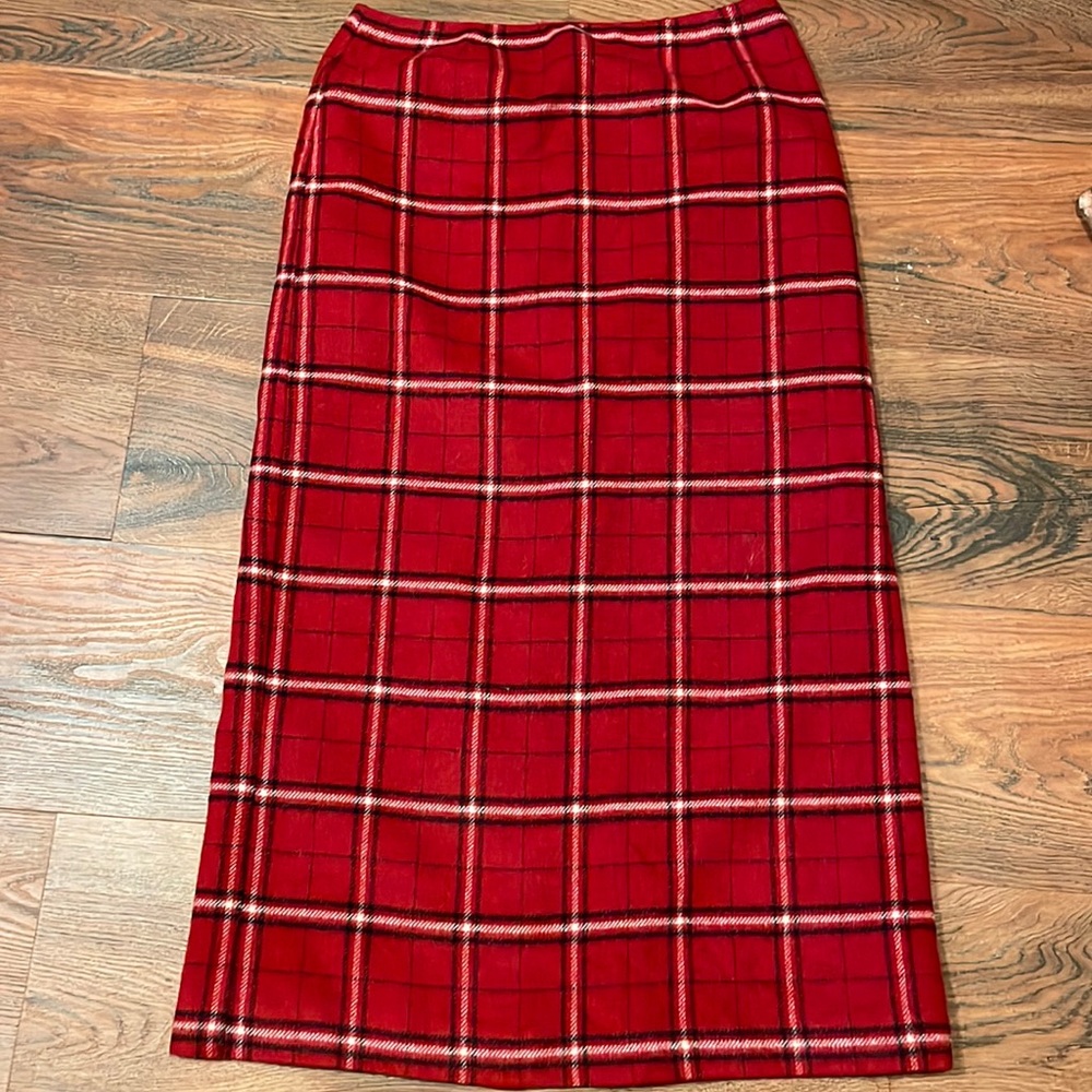 Nine & Co wool skirt red plaid size 8
